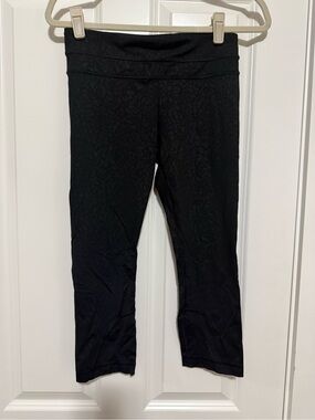 Lululemon align black Capri Leggings